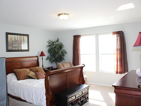 5th image of 14680 Portage Rd