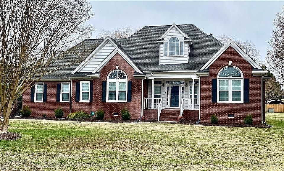1st image of 134 Kings Point Dr