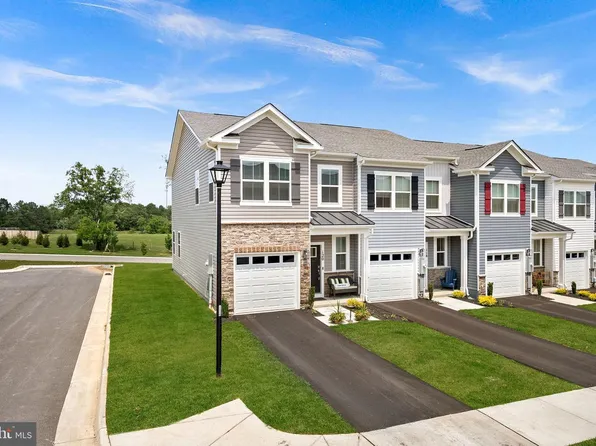 120 Pomo Ln, Winchester, VA 22602