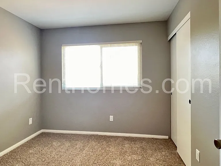 1426 Kingston Dr — Photo 10