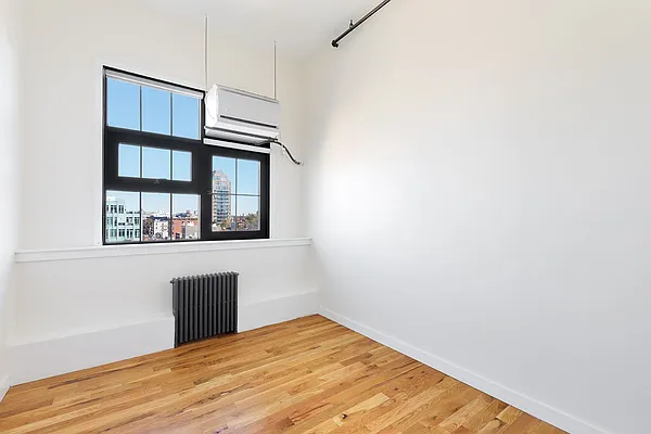 Rented by Compass | media 40