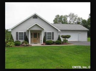 144 Meadowbrook Ln, Central Square, NY 13036