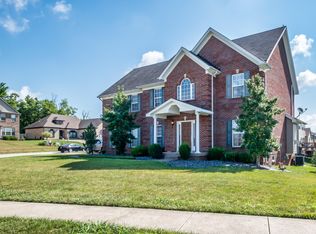18013 Brightleaf Pl, Fisherville, KY 40023