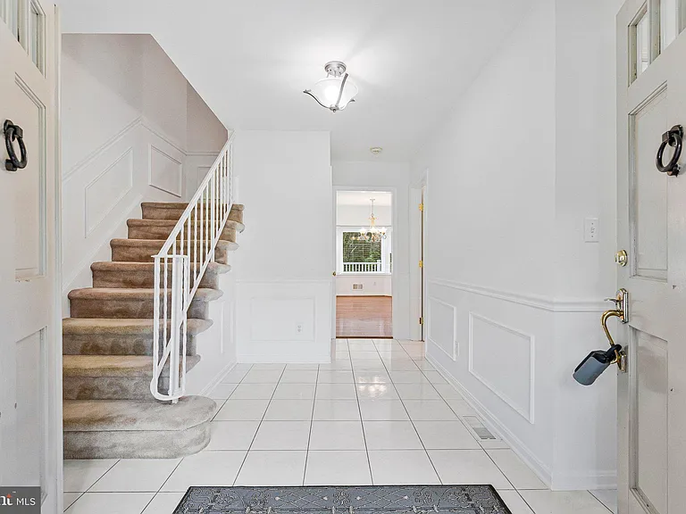 1171 Foxhound Ct — Photo 10
