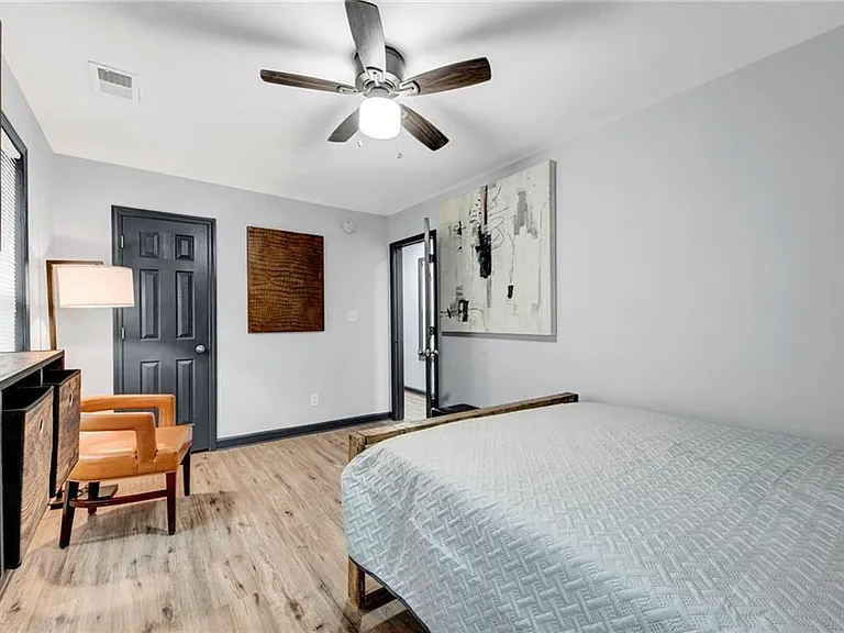 494 Rockwell St SW — Photo 22