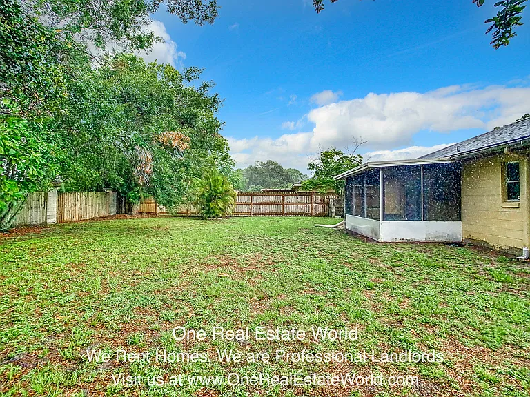 12929 Ohio Woods Ln — Photo 37