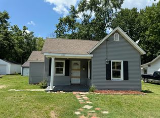 2325 N Rogers Ave, Springfield, MO 65803