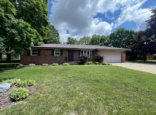 6672 Belvidere Rd, Roscoe, IL 61073