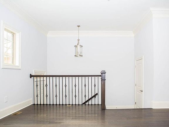 3rd image of 6-1005 Birch Creek Ln SE #6