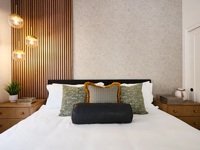 3 Comfy King Beds