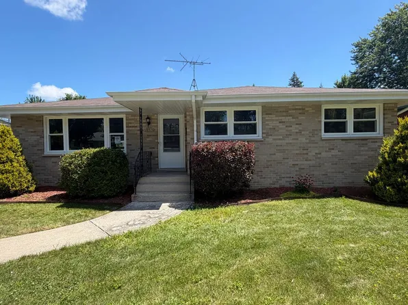 18515 Oakley Ave, Lansing, IL 60438