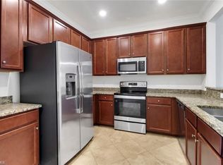 2710 Citrus St, Naples, FL 34120