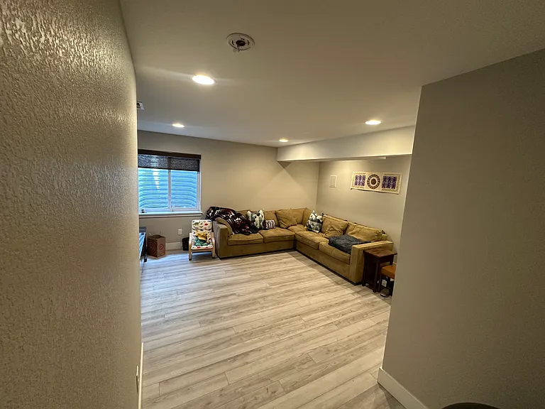 356 Pascal St — Photo 9
