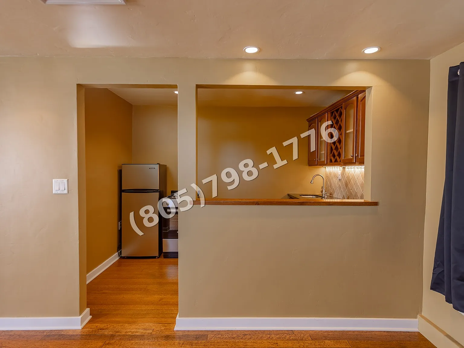 Brandt Ave, Oak View — Photo 2