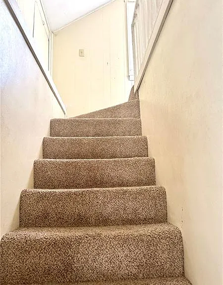 95 Adams Dr — Photo 8