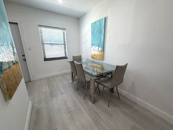 5th image of 801 NE 19th Ave #B
