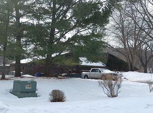 22529 Ironwood Rd, Lakeville, MN 55044