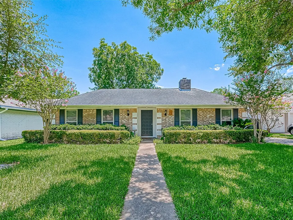 12823 Westhorpe Dr
