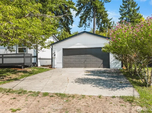 9928 Whitecap Drive NW, Olympia, WA 98502