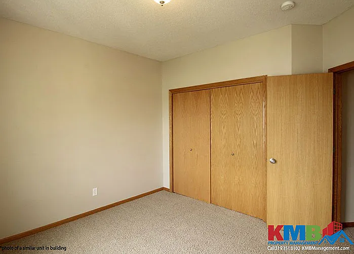 440 Bradley Pl #8 — Photo 5