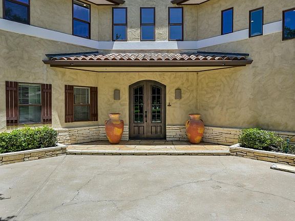 4th image of 2510 Saratoga Dr