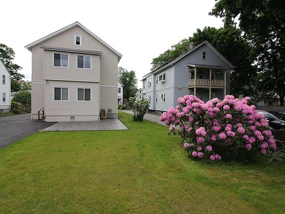 3rd image of 14 Curtis St #14