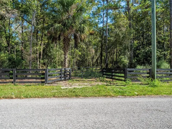 4 & 5B Arlanie Rd, Brooksville, FL 34604