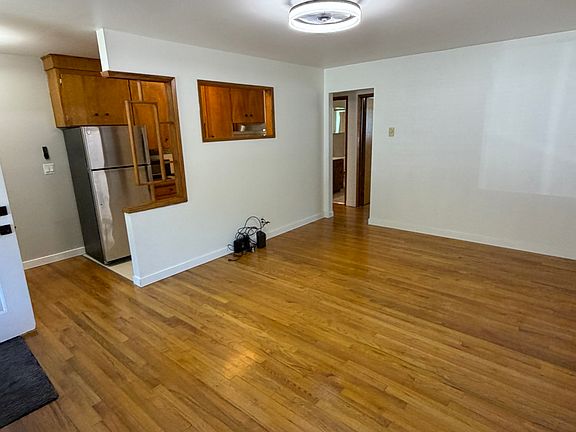 3rd image of 517 Main Ave S #517