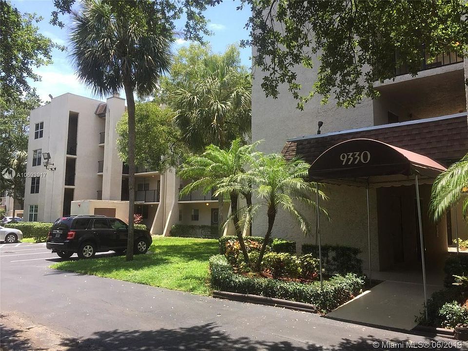 1st image of 9330 Lagoon Pl APT 409