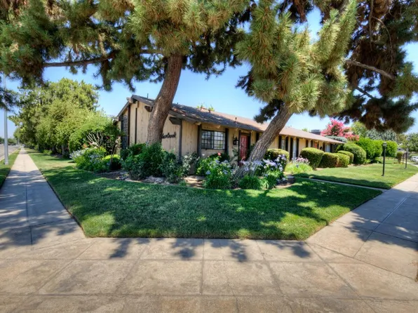 3809 E Alamos Ave APT A, Fresno, CA 93726