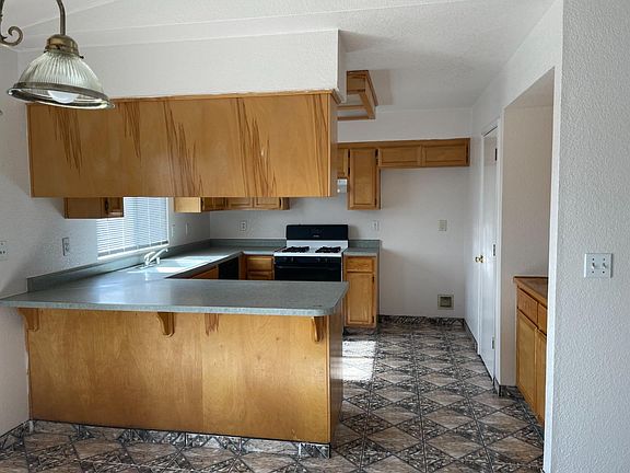 4th image of 1232 Carmen Ave