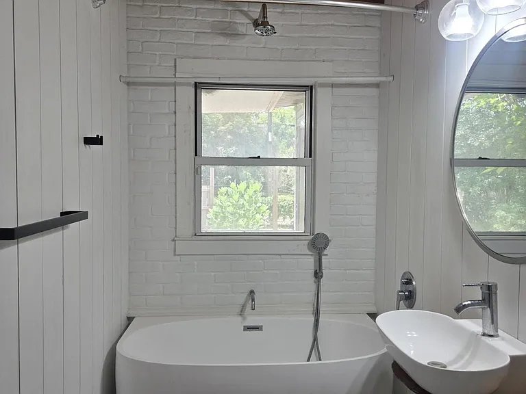 1822 Inwood Ter — Photo 14
