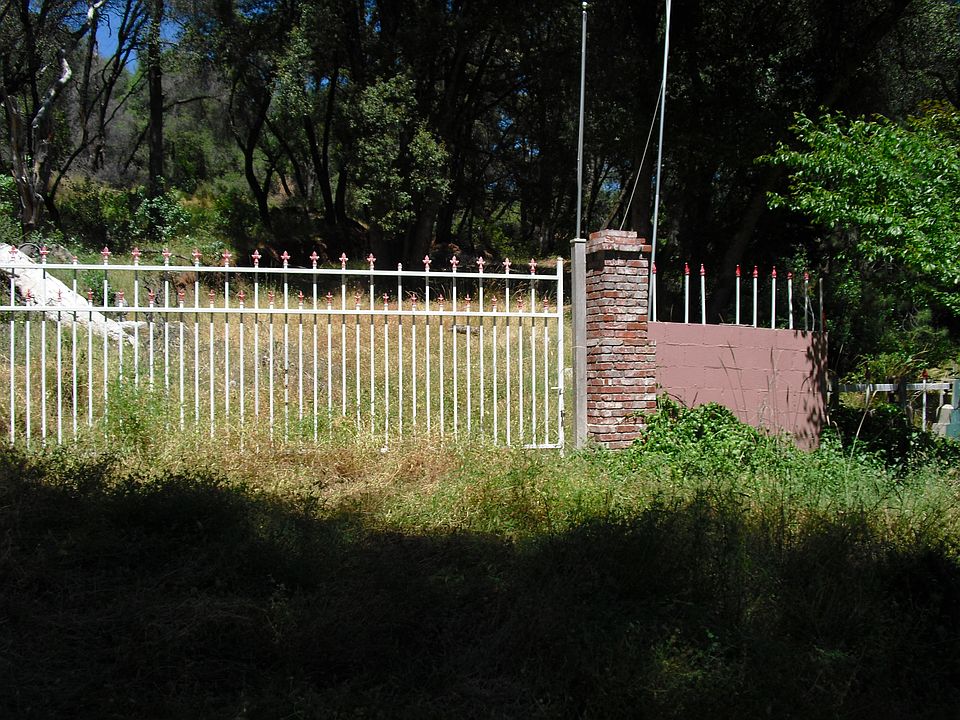 2nd image of 191071 Cedar Pnes