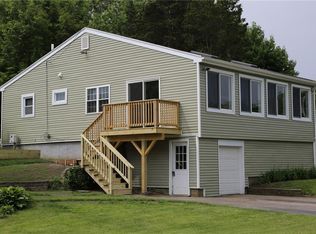 5 Wayne St, Narragansett, RI 02882