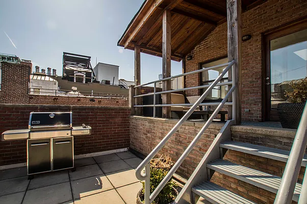 Rented by Cast Iron Real Estate | media 1