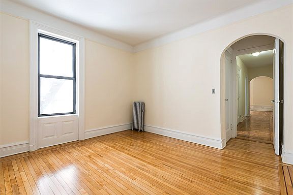 4th image of 420 8th Ave APT 3A