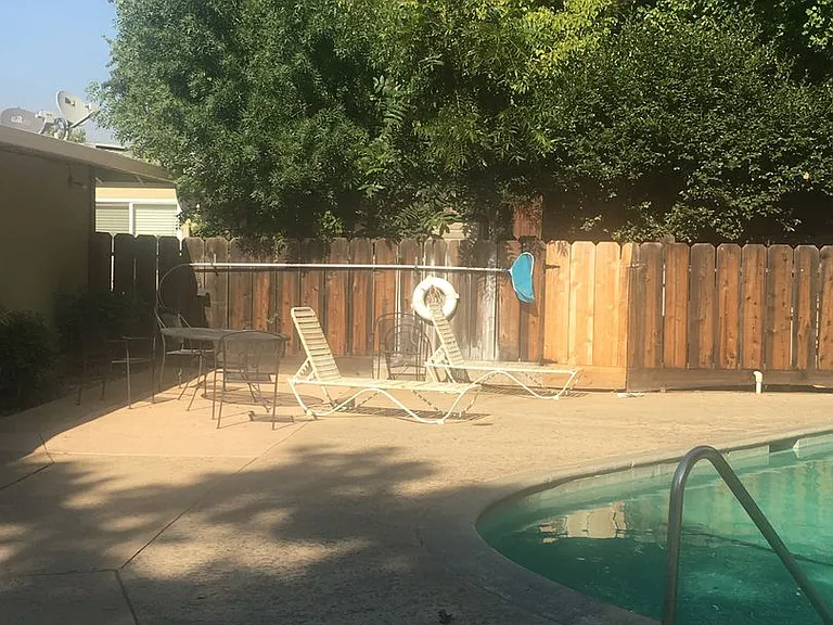 141 W Lassen Ave #6 — Photo 33