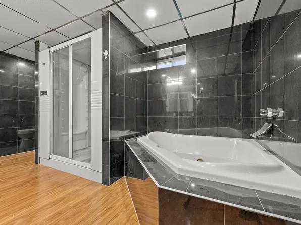 669 West Fingerboard Road image 11 of 39