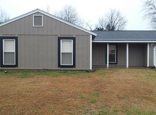 4523 Chambersburg Rd, Fayetteville, NC 28314