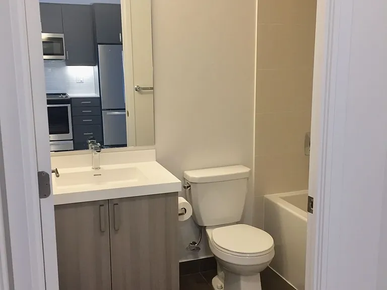 7895 Jane St #2418 — Photo 8