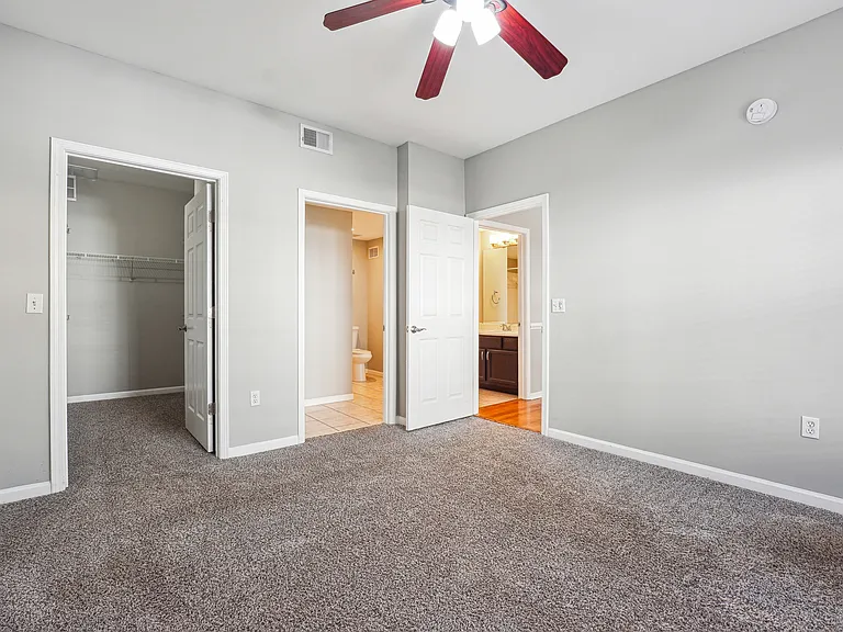 2700 Pine Tree Rd NE #1212 — Photo 5