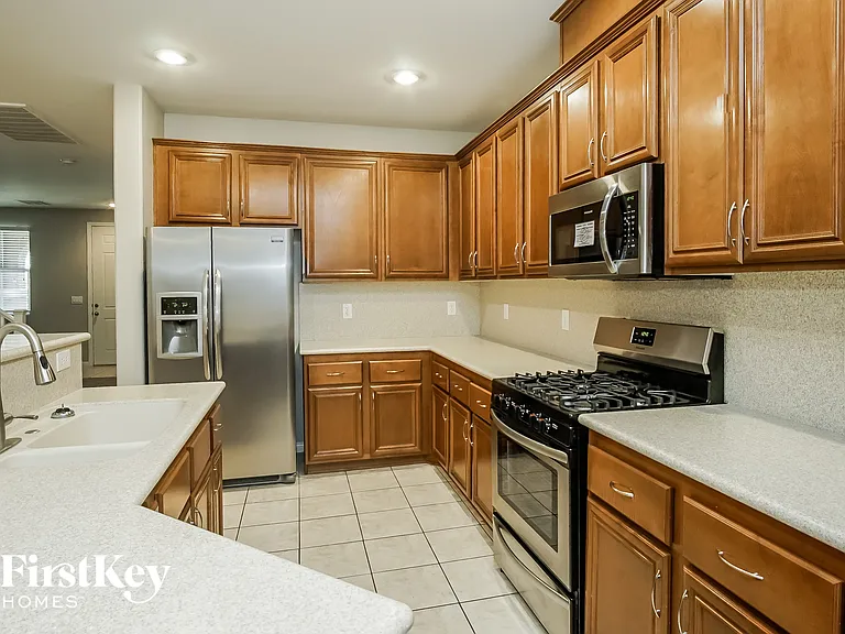 9187 Sendero Ave — Photo 5