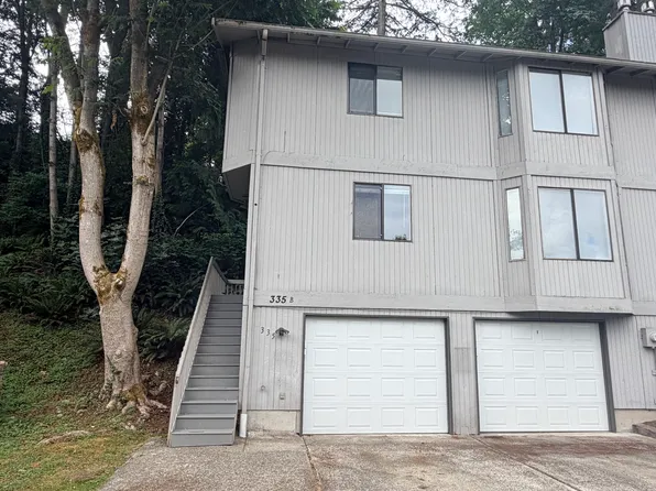 335 SE Clark St APT B, Issaquah, WA 98027