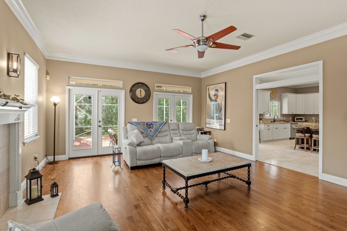 next background image