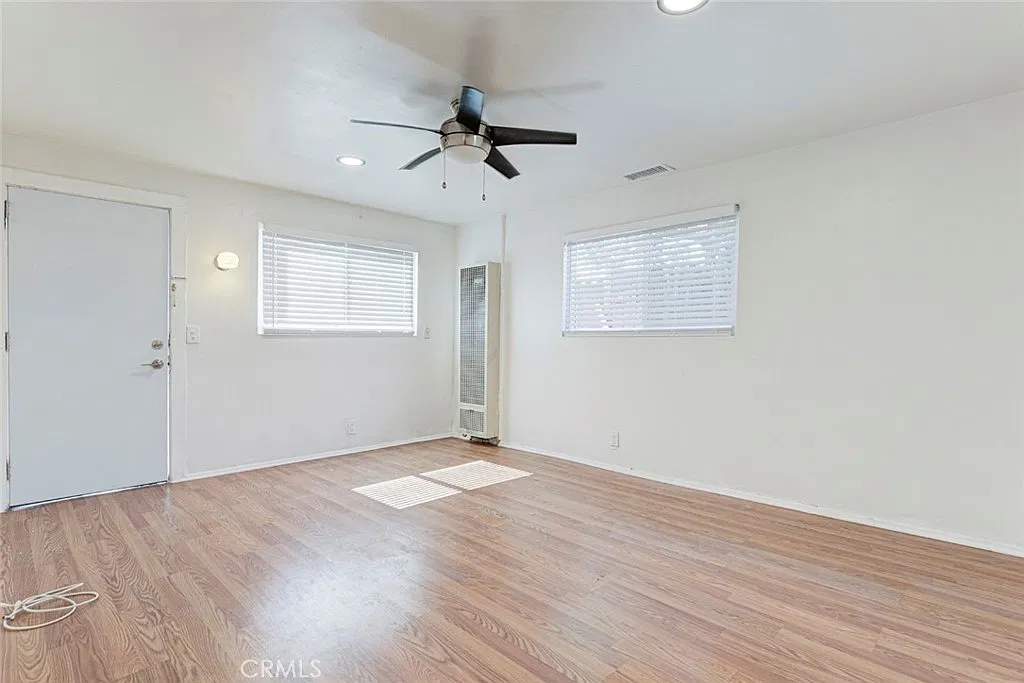 2 bed, 900 sqft, $2,950 — Photo 4