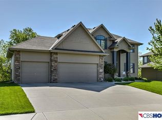 2313 N 174th St, Omaha, NE 68116