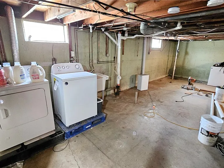 1377 Sheridan Dr #UPPER — Photo 17