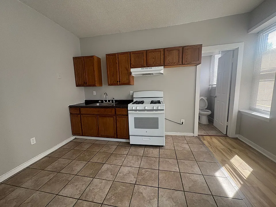 68 Sylvan Ave #2