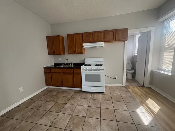 68 Sylvan Ave #2, New Haven, CT 06519