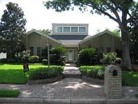 1st image of 1010 Coachlight Dr